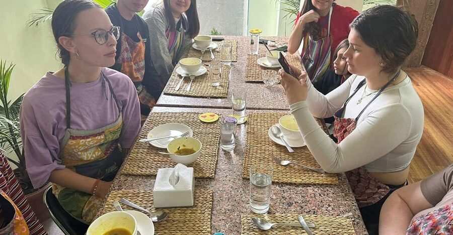 Kathmandu: Momo Making Class with a Local Chef - Why this one-hour momo class feels like the right size