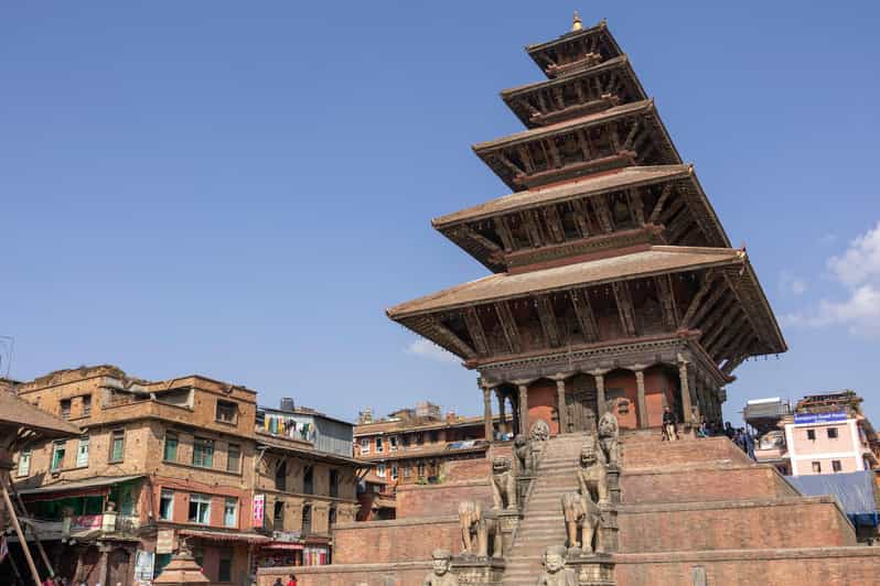 Kathmandu: Nagarkot, Bhaktapur, Doleswor & Sanga Statue Tour - Bhaktapur Durbar Square: Medieval Stone, Wood Carving, and Real Atmosphere