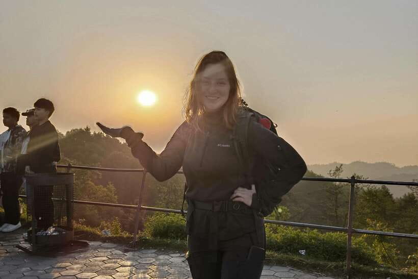 Kathmandu: Nagarkot Sunrise & Hike with Lunch -Private/Group - After sunrise: breakfast options and how the included meal fits the plan