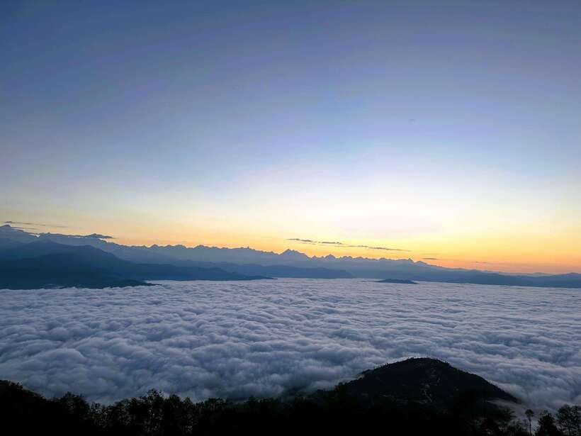 Kathmandu: Nagarkot Sunrise & Hiking to Changunarayan - Thamel to Nagarkot: The morning rhythm that makes this work