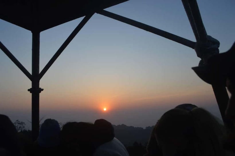 Kathmandu: Nagarkot Sunrise & Hiking Trip - What to pack and wear for a cold-start sunrise day