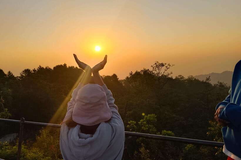 Kathmandu: Nagarkot Sunrise Tour Private or Group with Lunch - Why Nagarkot sunrise can feel like a small life reset
