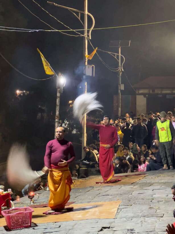 Kathmandu: Pashupatinath Evening Aarati Tour Private/Group - Private vs small group energy, plus why your guide matters