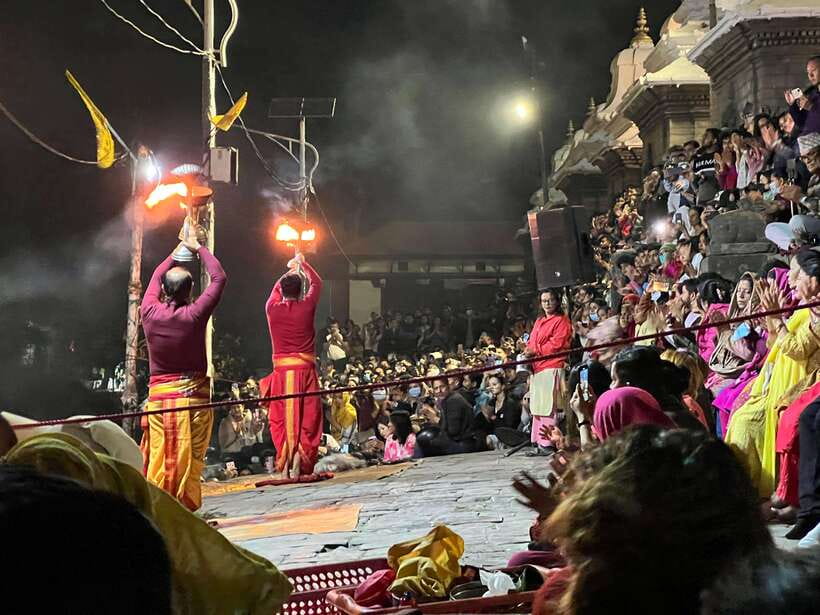 Kathmandu: Pashupatinath Evening Aarati Tour Private/Group - What to bring: the small stuff that keeps your night comfortable