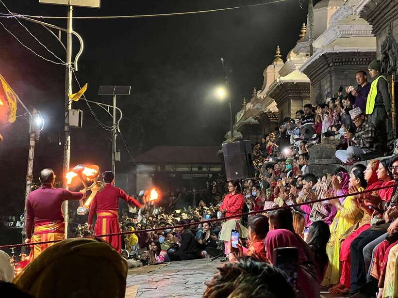 Kathmandu: Pashupatinath Evening Aarati Tour Private/Group - Who should book this evening aarati tour
