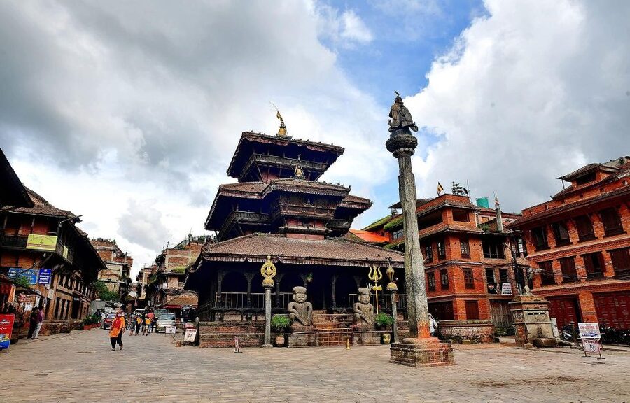 Kathmandu: Private Bhaktapur and Patan Sightseeing Tour - Next Up: Bhaktapur Durbar Square and the Golden-Gate Power Zone