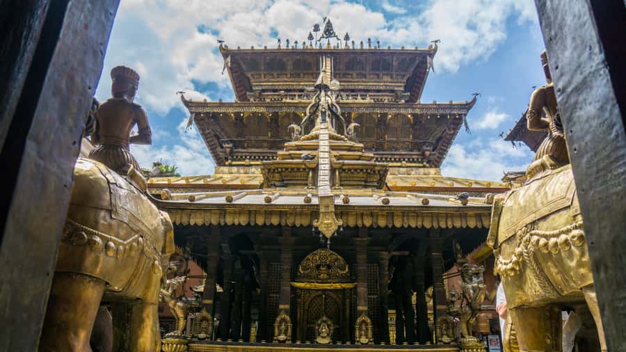 Kathmandu: Private Patan and Bhaktapur Sightseeing Tour - Bhaktapur Durbar Square: A Medieval City That Feels Kept Intact