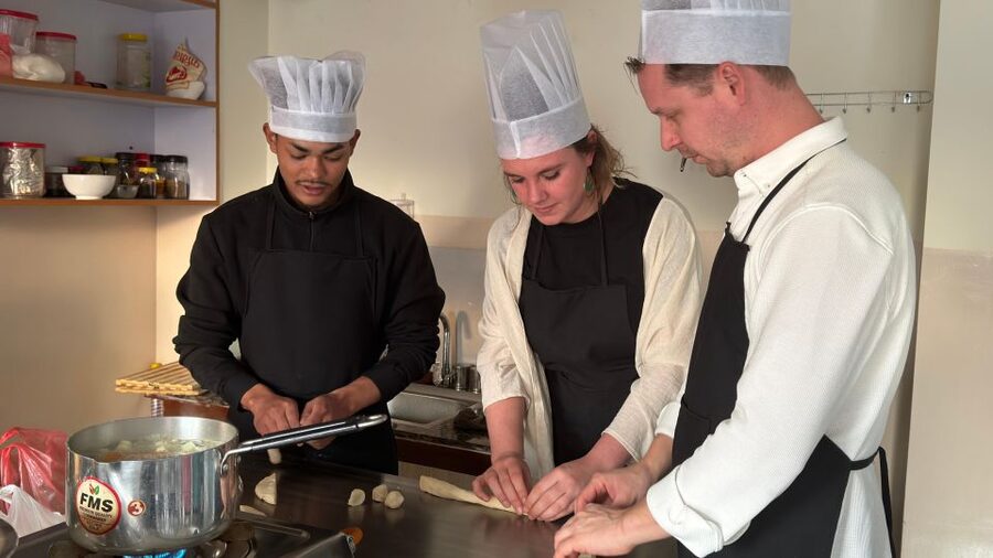 Kathmandu: Traditional Momo Making Class & Pickup - Timing, language, and what to watch for