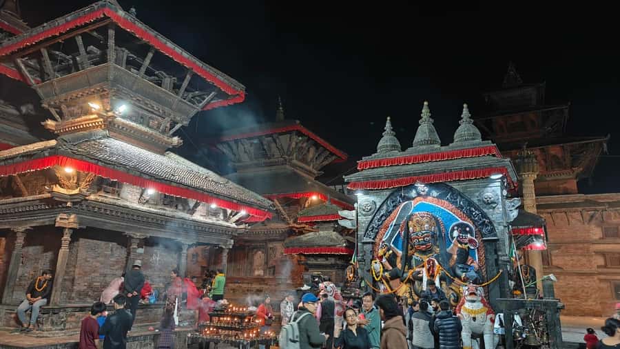 Kathmandu: UNESCO Heritage Site Private & Guided Tour - Pashupatinath Temple by the Bagmati River: respect first, photos second