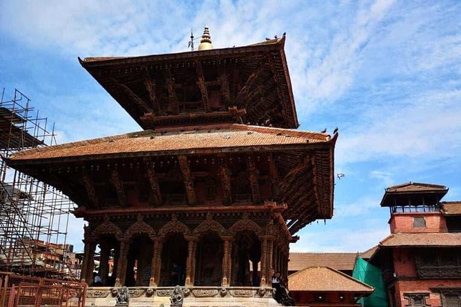 Kathmandu Valley Trek - Day 3: Changunarayan lunch, then the descent back to Kathmandu