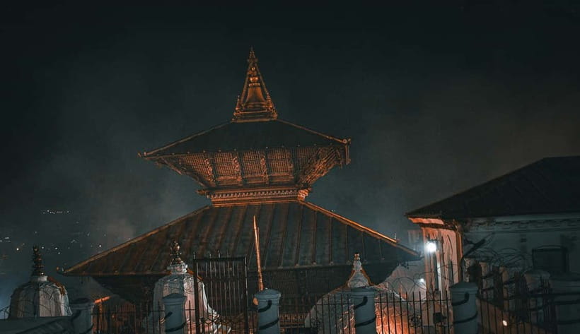 Katmandu: Pashupatinath Open Cremation & Evening Aarati - Pashupatinath Aarati at Dusk: Lamp Light, Chants, and Lord Shiva