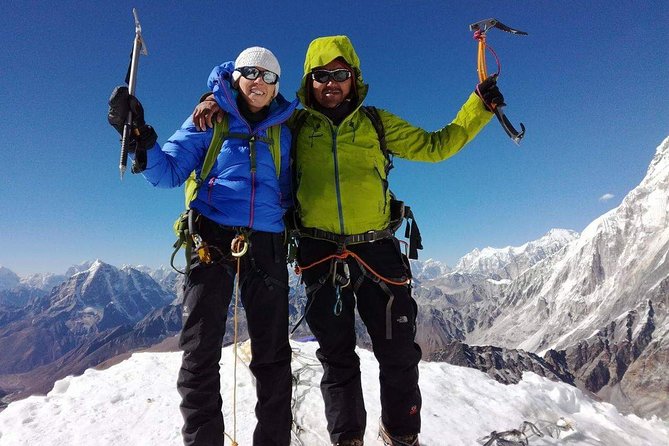 Kyajo Ri Peak Climbing - Phakding to Namche Bazaar: suspension bridges and your first taste of Khumbu