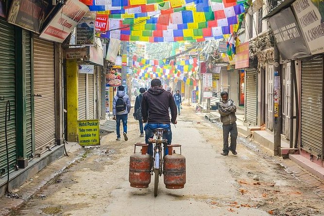 Local Bazaar Walking Tour in Kathmandu with Professional Guide - The Walking Route: Narrow Lanes, Photo Stops, and Real City Texture