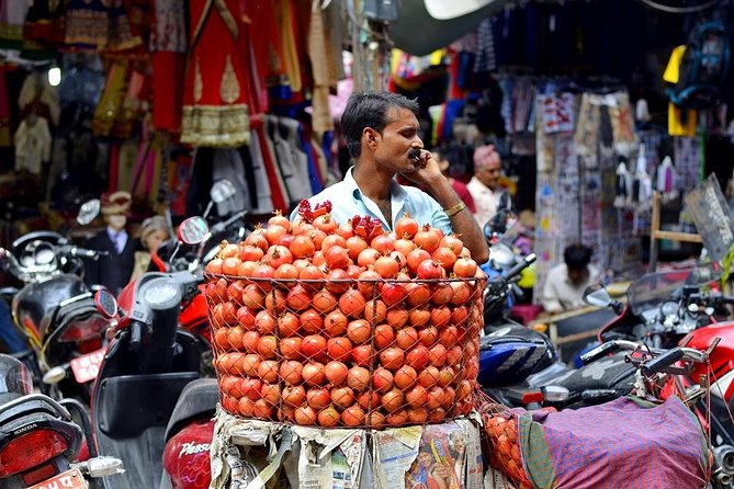Local Bazaar Walking Tour in Kathmandu with Professional Guide - Lunch and Street Food: What’s Included vs What to Budget