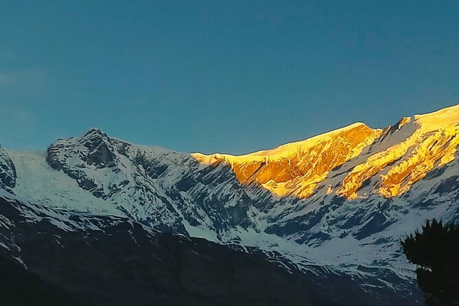 Manaslu Circuit Trek to the Beauty of 8th Highest Mountain - Your team: guide communication plus porter help