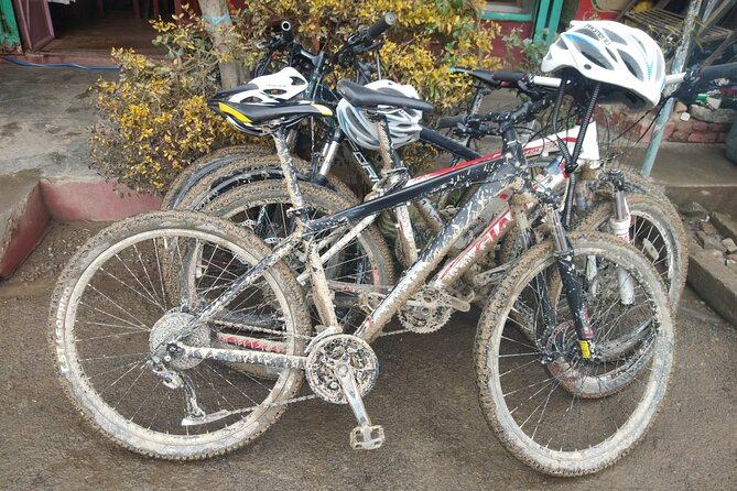 Mountain Bike Tour - Breakfast to Budhanilkantha: 6 km of Momentum and a Big View Reward
