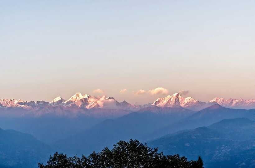 Nagarkot Sunrise and Hike to Changu Narayan Temple - What to bring: simple checklist for cold mornings and a temple stop