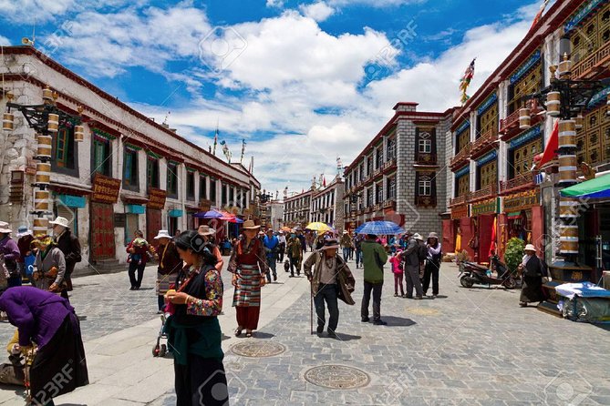 Nepal, Tibet & Bhutan tour start & end in Kathmandu, visit Lhasa, Paro & Thimpu - Entering Nepal’s Kathmandu Valley rhythm, then moving on