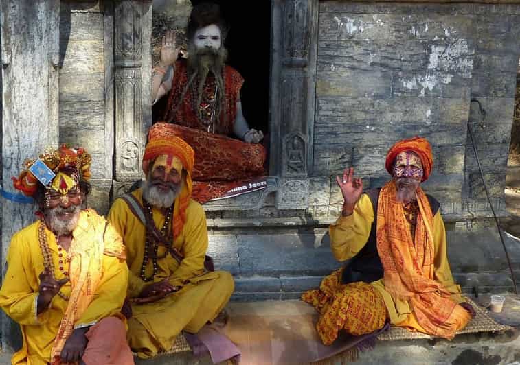 Pashupatinath: Evening tour of temple and Aarati ceremony - Shrines, murtis, and what the guide helps you notice