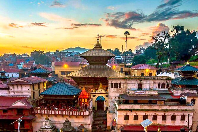 Pashupatinath Temple, Hindu Crematorium and Aarati in-depth Tour - Stop 1: Pashupatinath Temple and what “in-depth” really means