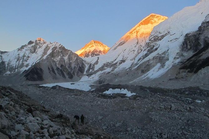 Private 12 - Day Everest Base Camp Trekking - Kathmandu Start: A 6:15 am Game Plan