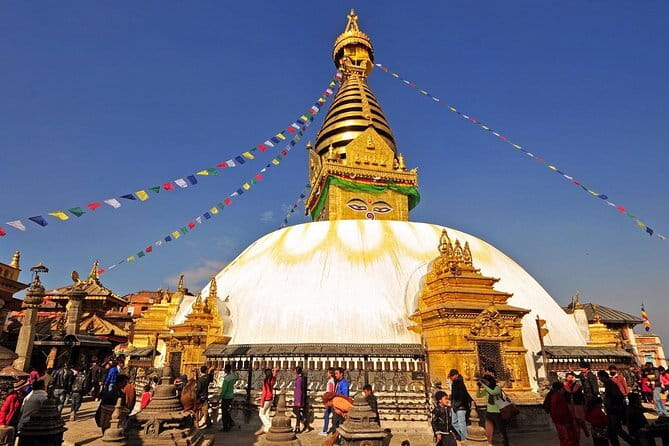 Private Full-Day Kathmandu All 7 UNESCO World Heritage Sites Tour - Bhaktapur Durbar Square: Slower, Weightier, Worth the Time