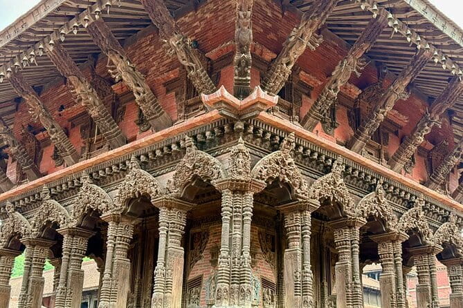 Private Full-Day Kathmandu All 7 UNESCO World Heritage Sites Tour - Changu Narayan Temple: Old Vishnu Heritage on a Hilltop