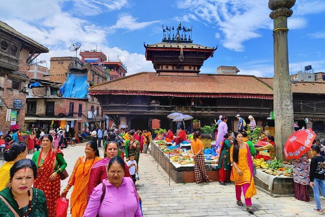 Private Full-Day Kathmandu All 7 UNESCO World Heritage Sites Tour - Pashupatinath Temple: Shiva, River Rituals, Real Sacred Energy