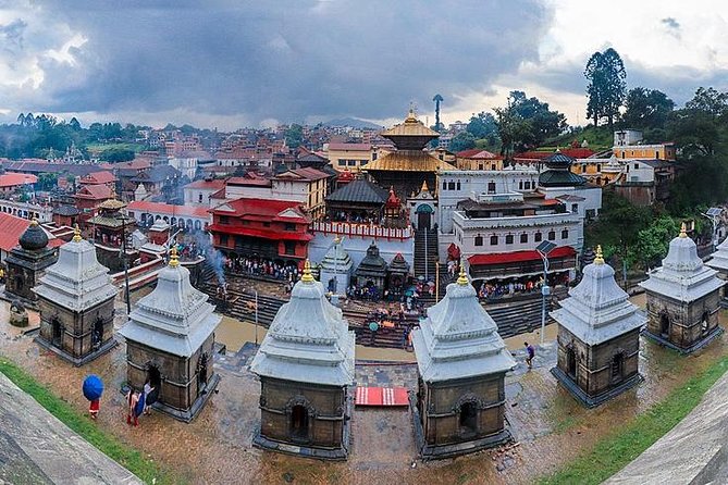 Private Half-Day Tour of Boudhanath and Pashupatinath Temples in Kathmandu - What Makes the Guide Experience Matter Here