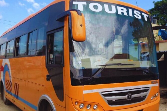 Tourist Bus Tickets: Kathmandu to Chitwan or Chitwan to KTM - The lunch stop: a 30-minute reset that makes a difference