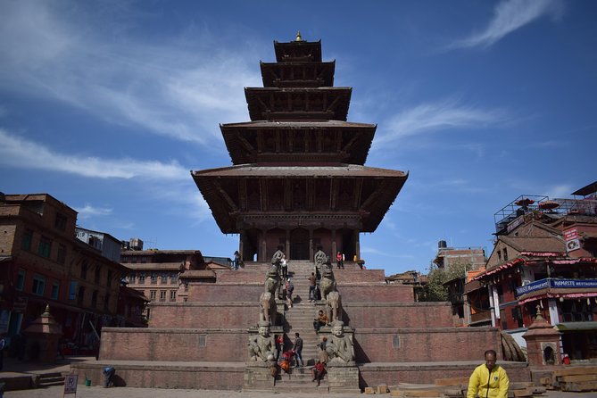UNESCO Seven World Heritage Tour in Kathmandu - Pashupatinath and Boudhanath: two faiths, plus big-scale sacred architecture