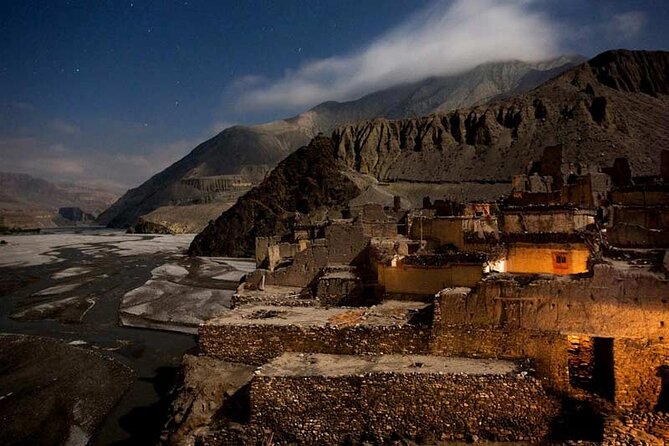Upper Mustang Trek - 13 Days - Days 3–4: Chele via Tangbe and Chhusang, then Taklam La Pass to Syangbochen