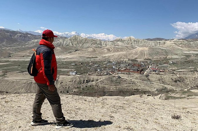 Upper Mustang Trekking - Syangboche, Ghiling, and Tsarang: the route turns toward Lo Manthang