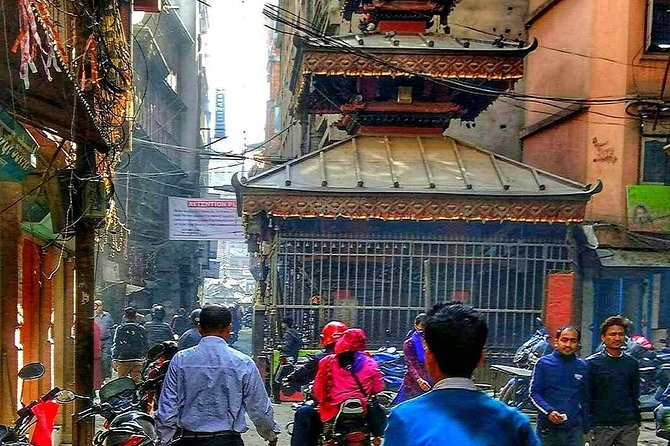 Walking tour of real Kathmandu through back streets. - Meeting at Garden of Dreams: start calm, then hit the city